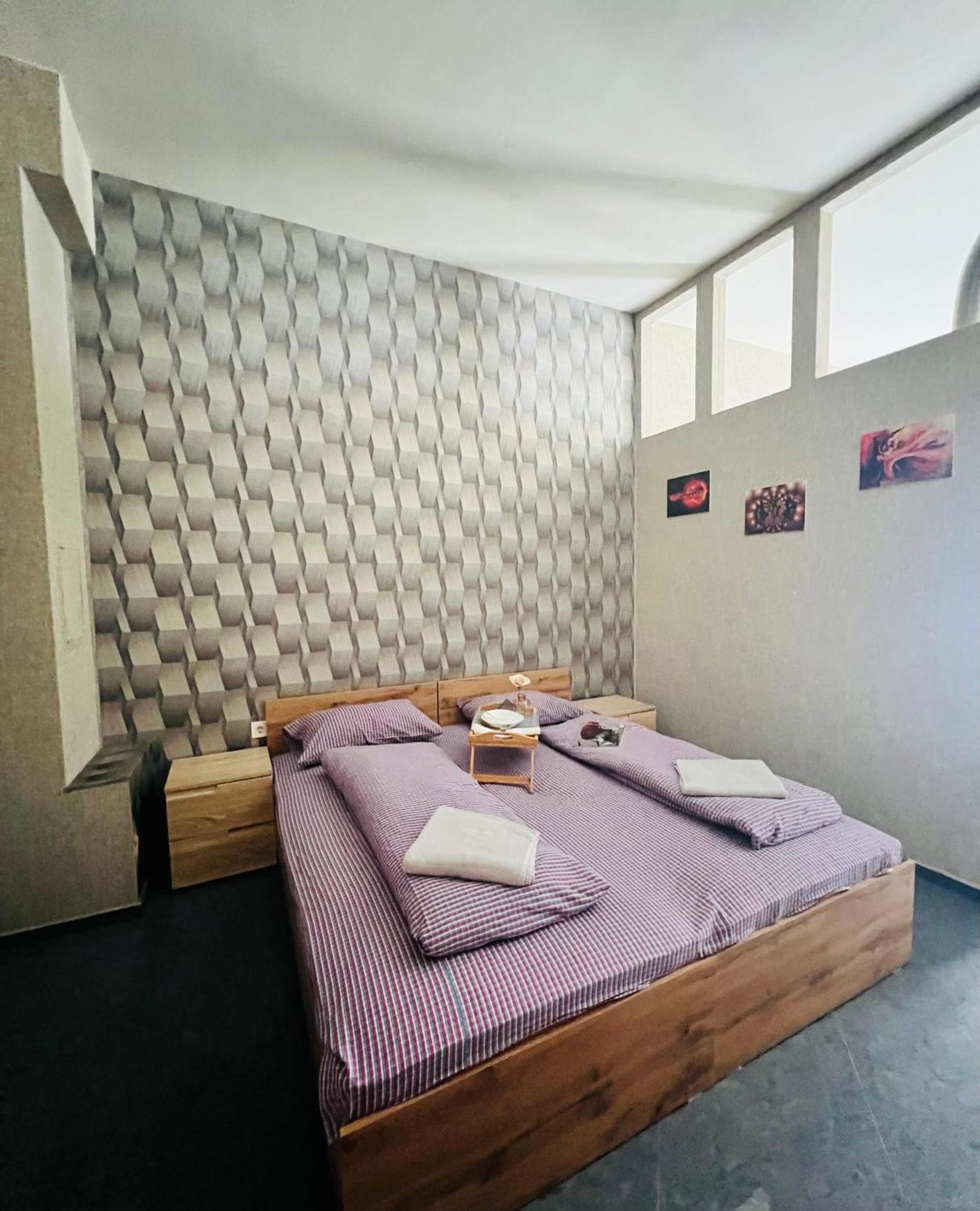 Apartment Flower House 10 *